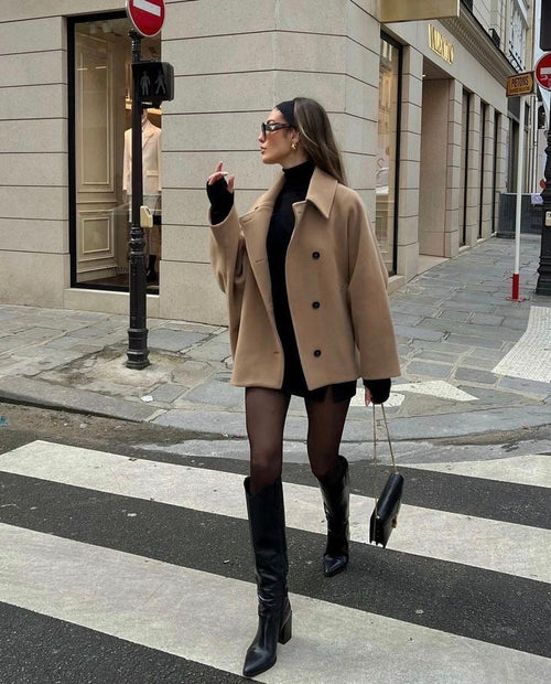 Double-breasted boxy coat in Beige structured shoulders – ELEGENZE